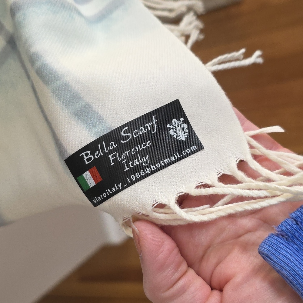 NWOT Florence,Italy Scarf/Wrap - Picture 3 of 9
